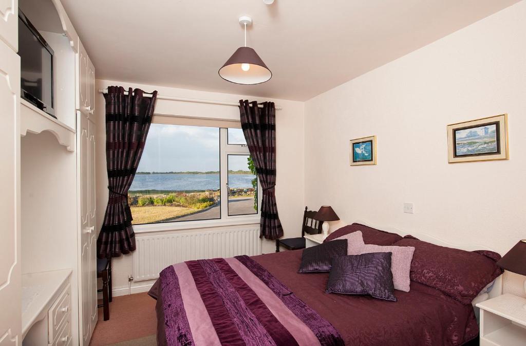 เดอะ วอเตอร์ฟรอนต์ เฮาส์ คันทรีโฮม Bed & Breakfast อูคเทอราร์ด ห้อง รูปภาพ