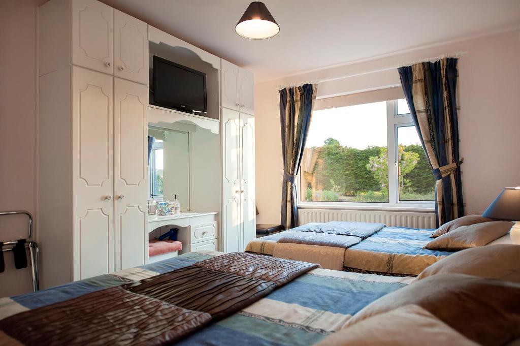 เดอะ วอเตอร์ฟรอนต์ เฮาส์ คันทรีโฮม Bed & Breakfast อูคเทอราร์ด ห้อง รูปภาพ
